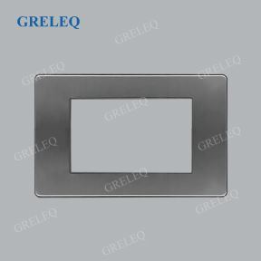 Mặt chứa 2 thiết bị cỡ trung hoặc 3 thiết bị cỡ nhỏ