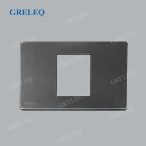 Mặt nạ chứa 1 thiết bị cỡ trung